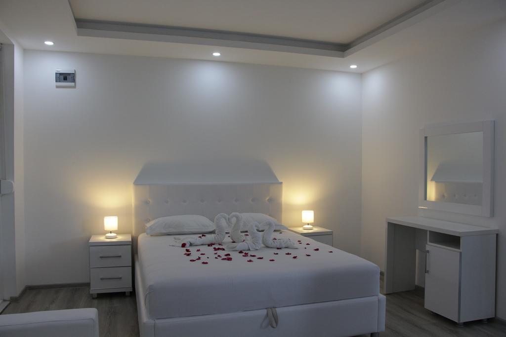 Apartments California Ulcinj Extérieur photo