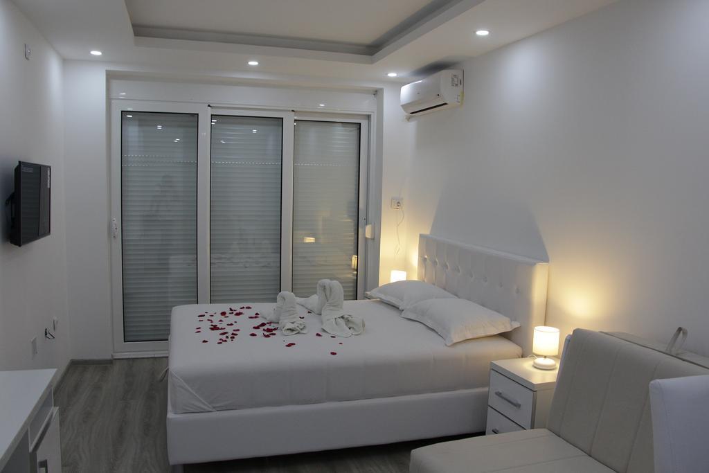 Apartments California Ulcinj Extérieur photo